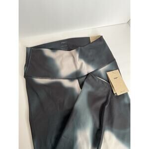 Nike Yoga Women Size L Tight Dri-FIT Training 7/8 Length Legging High Rise